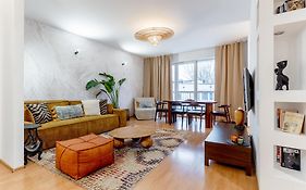 Warsaw Concierge Saxon Apartment